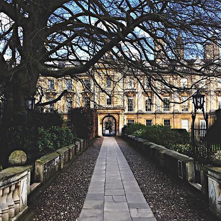 The Lion Hotel Buckden  Esterno foto